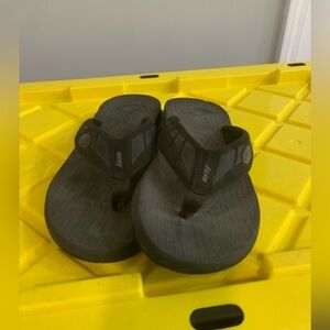 Men’s Reef Flip Flops size 13